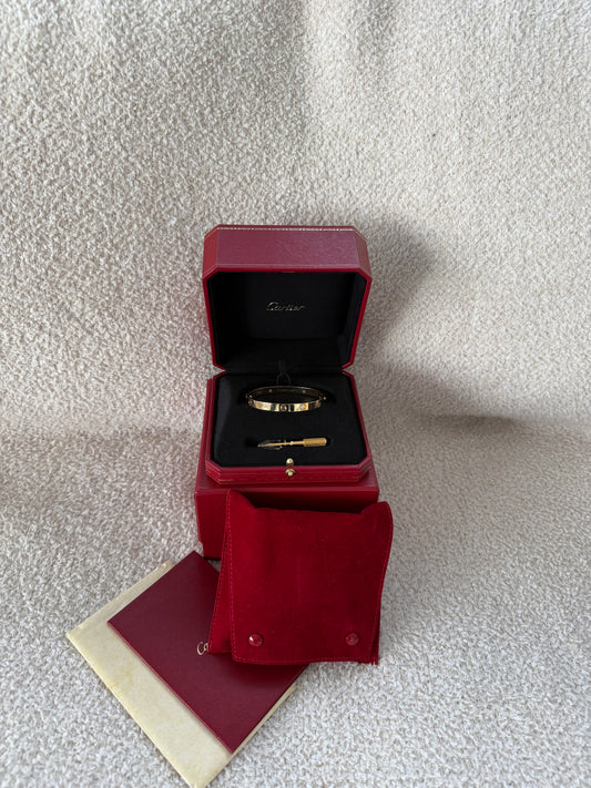 Cartier love bracelet yellow gold with 4 diamonds size 17