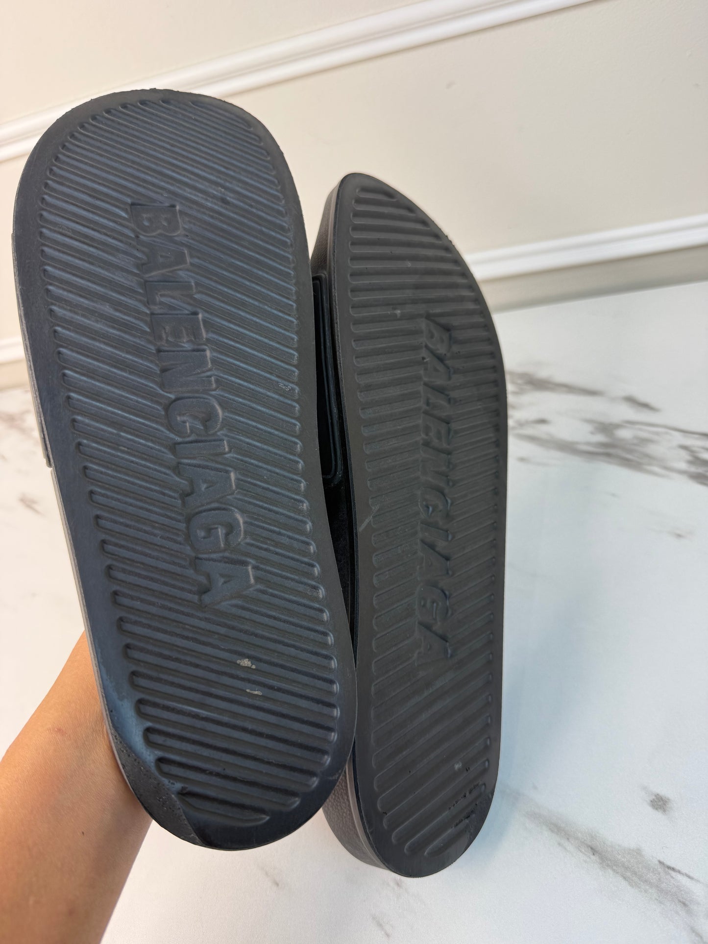 Balenciaga logo pool slide sandals UK12