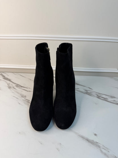 Saint Laurent Loulou Suede Ankle Boots in black size 39.5
