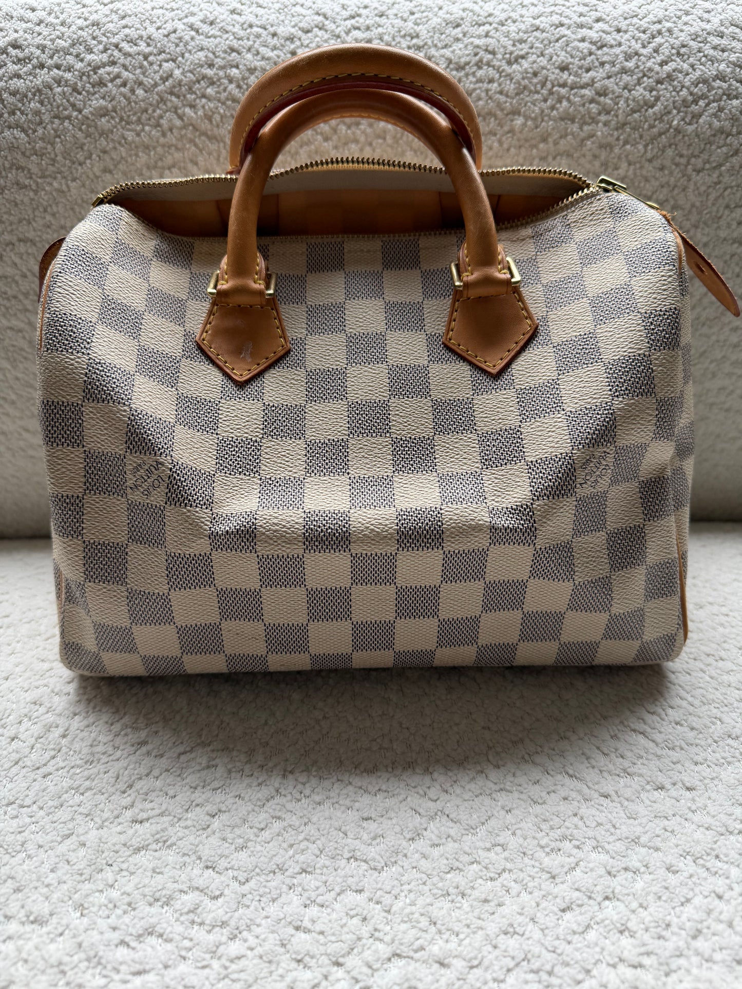 Louis Vuitton Speedy 25
