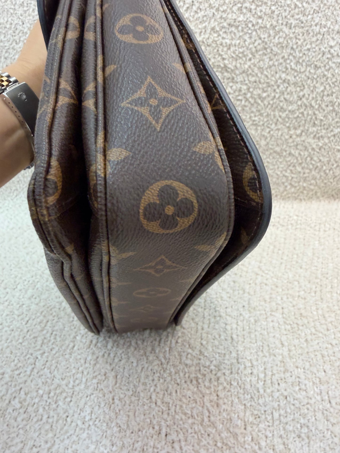 Louis Vuitton monogram Pochette Métis