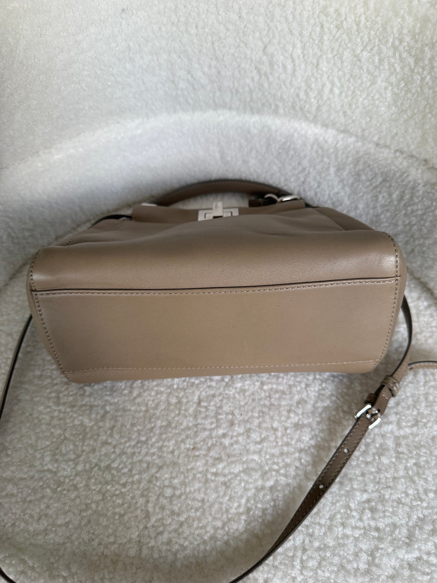 Fendi peekaboo small
