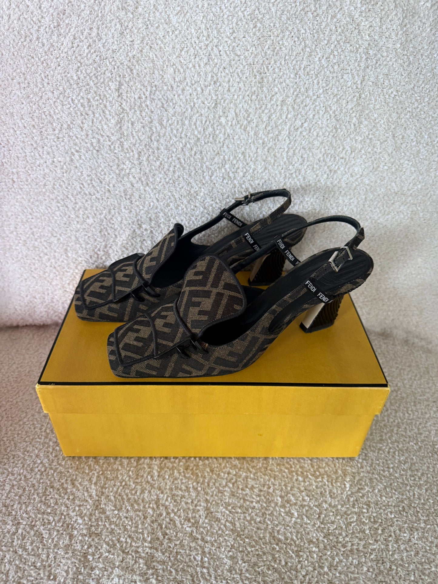 Fendi Tobacco Zucca Slingback Pumps size 38