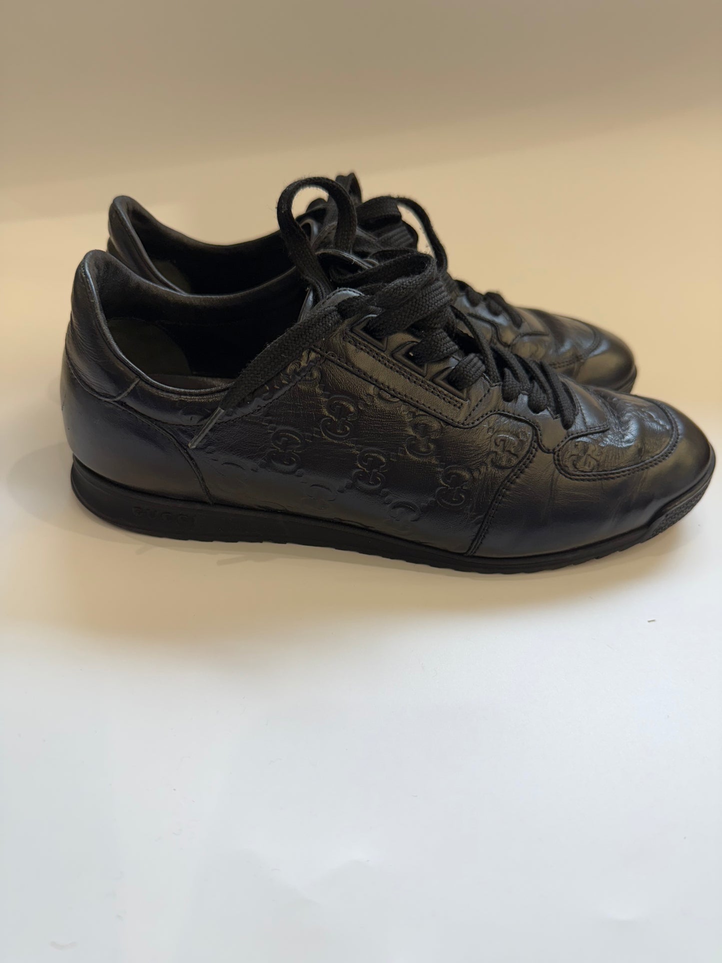 Gucci Leather sneakers