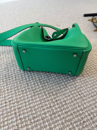 Hermès Mini Lindy clemence bag