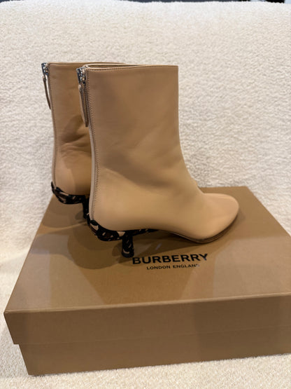 Burberry beige leather Jamila boots size 38