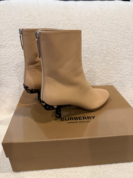 Burberry beige leather Jamila boots size 38