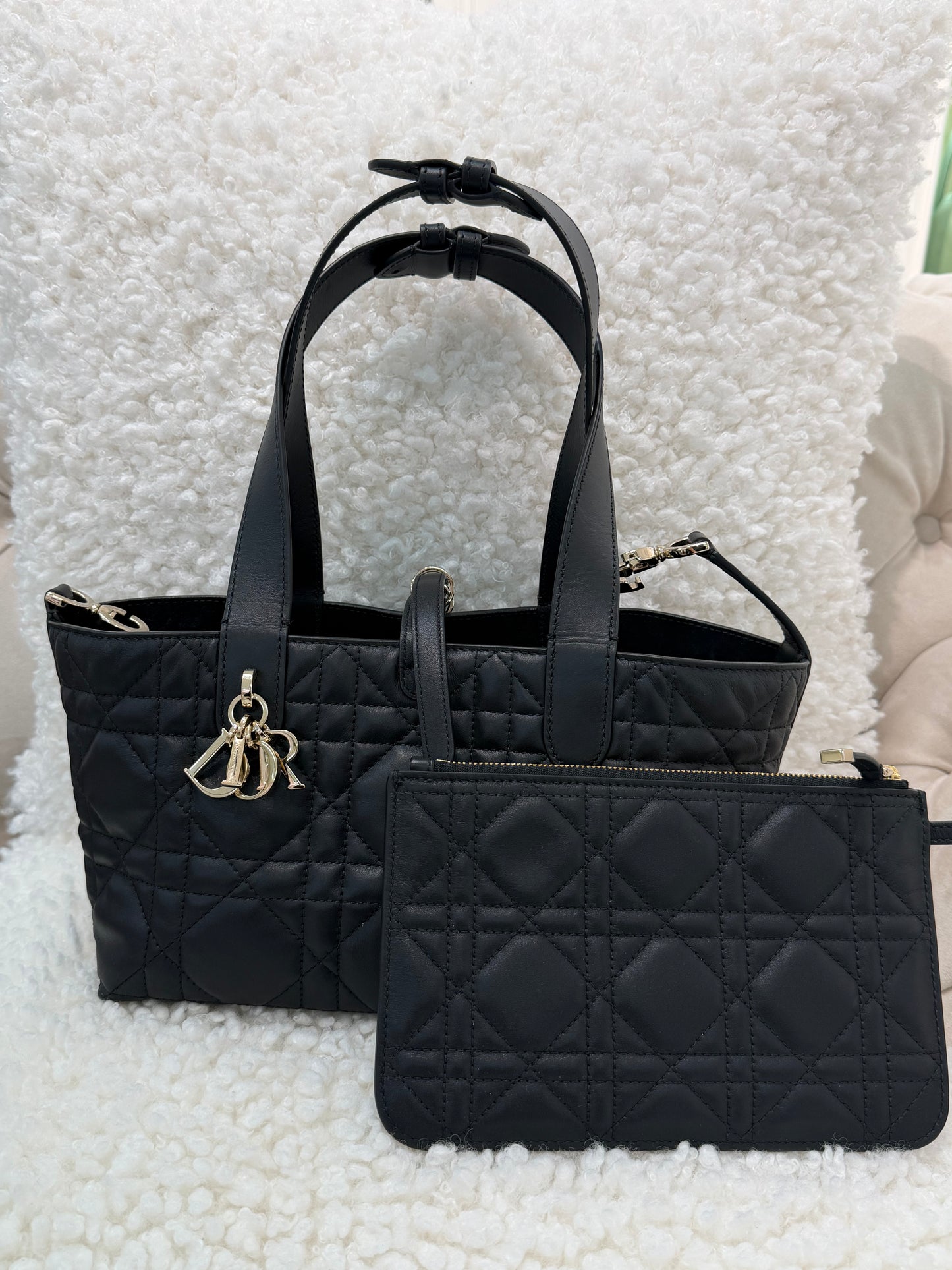 DIOR SMALL TOUJOURS BAG, Black/Gold