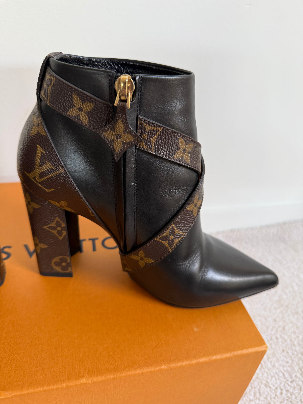Louis Vuitton Matchmake Ankle Boots size 35