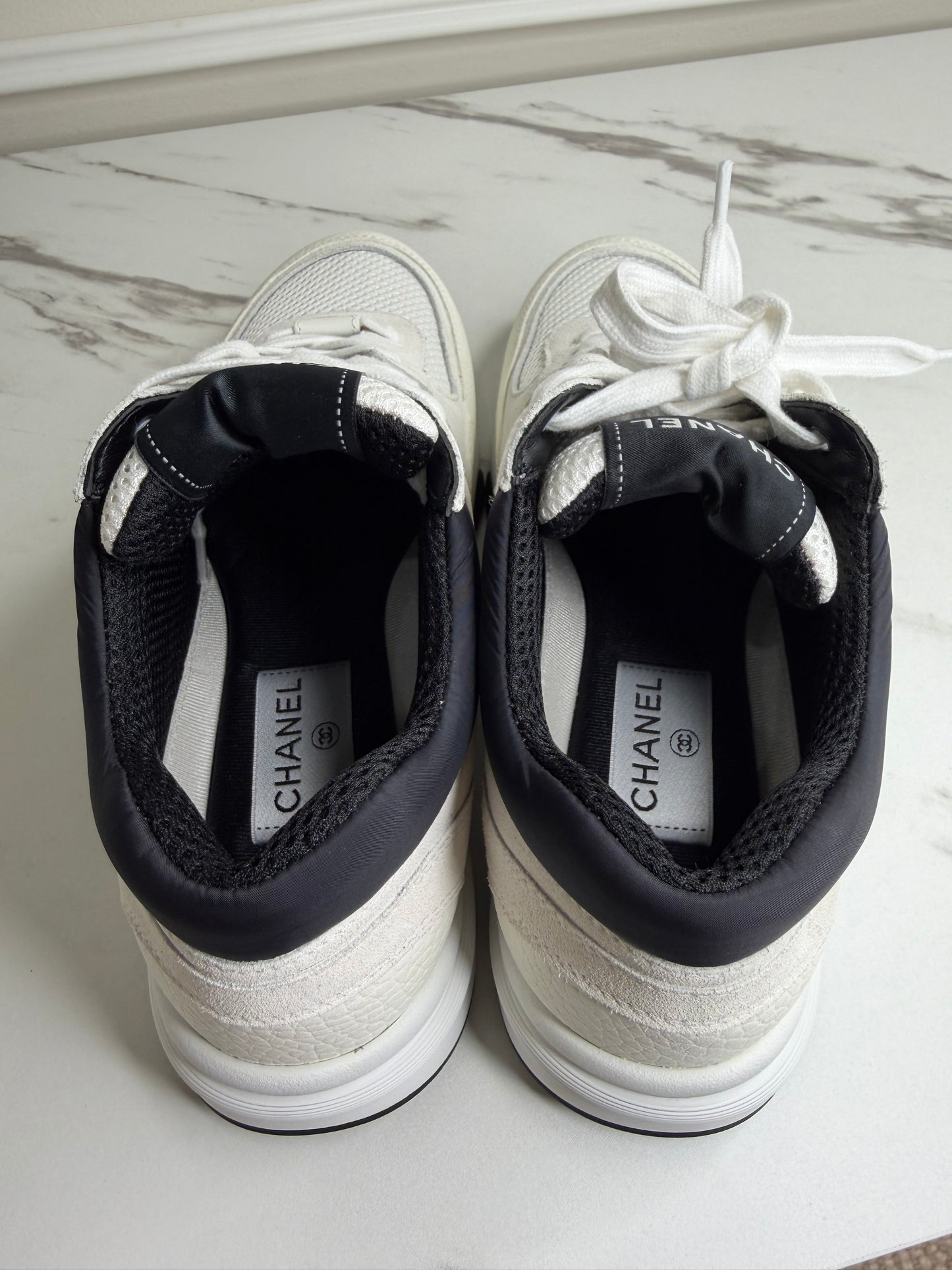 Chanel Sneakers Size 39