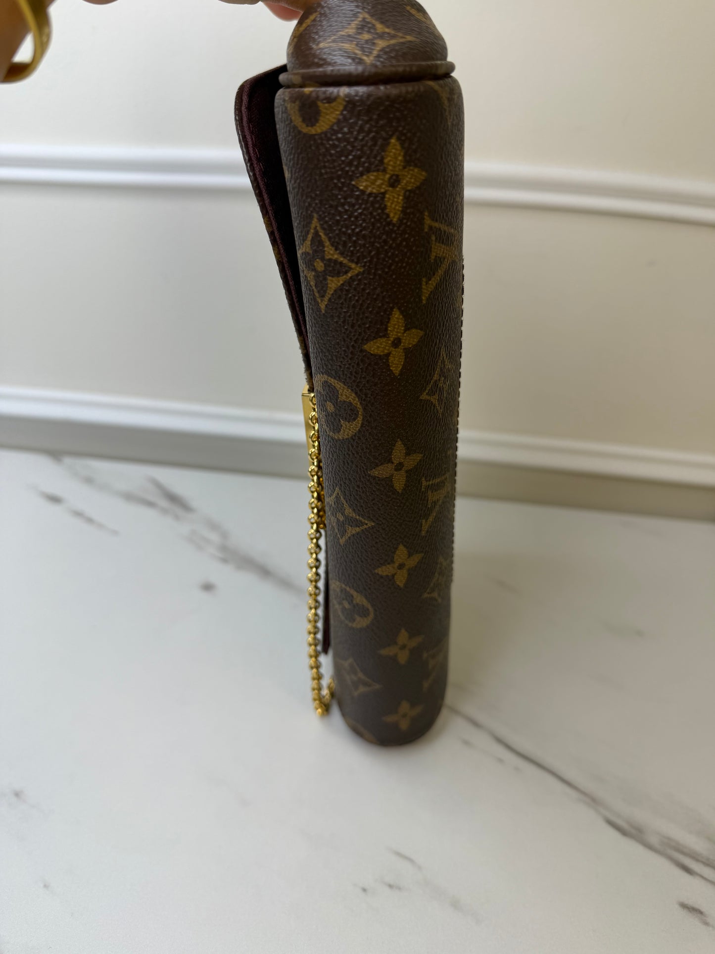 Louis Vuitton Monogram Favorite Bag , Size MM