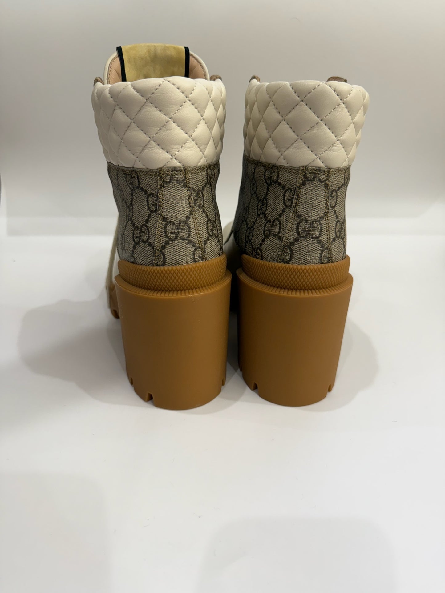Gucci boots size 38