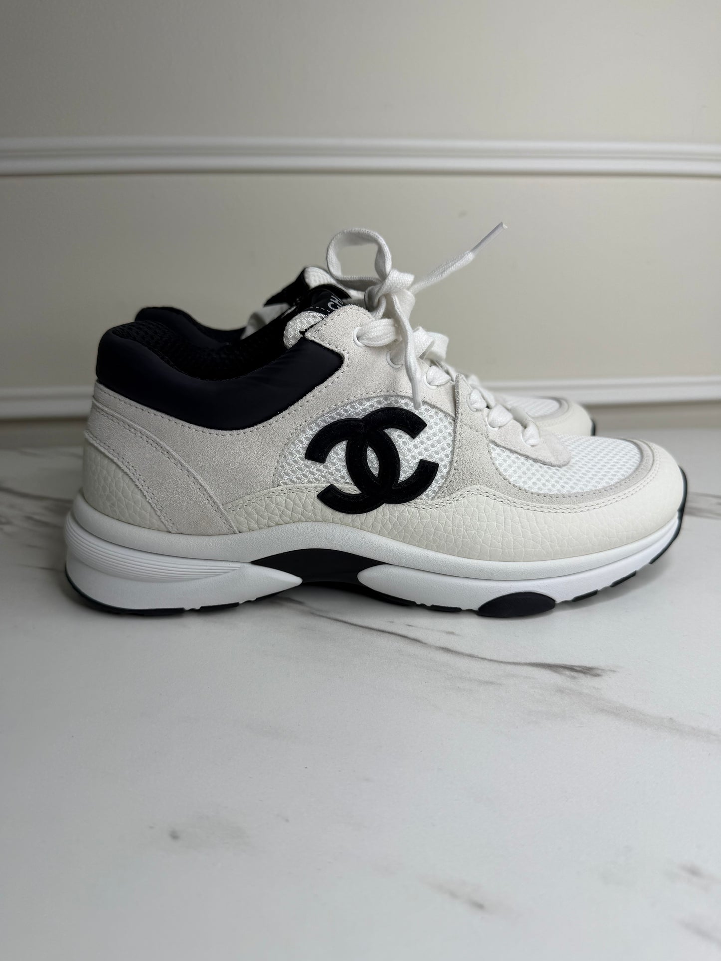 Chanel Sneakers Size 39