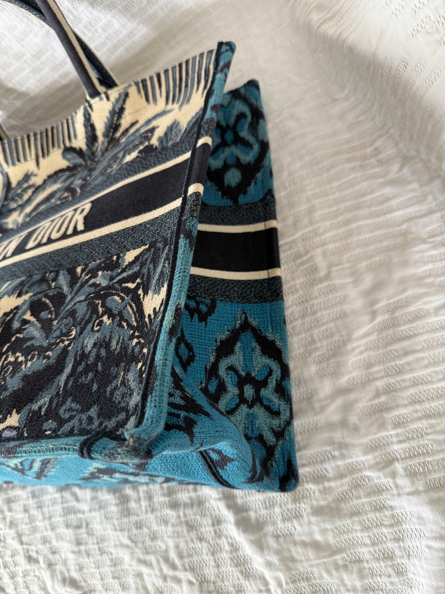Dior medium book tote