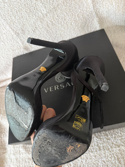 Versace heels sandals size 39