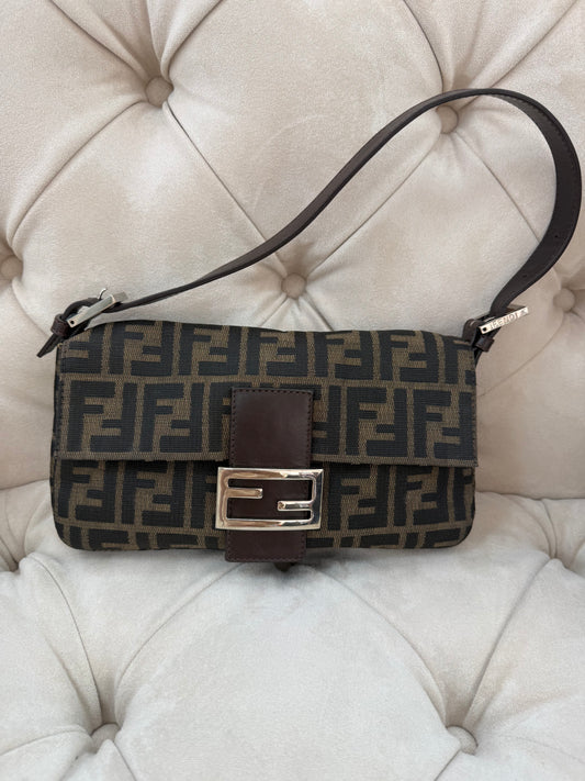 FENDI Baguette Bag