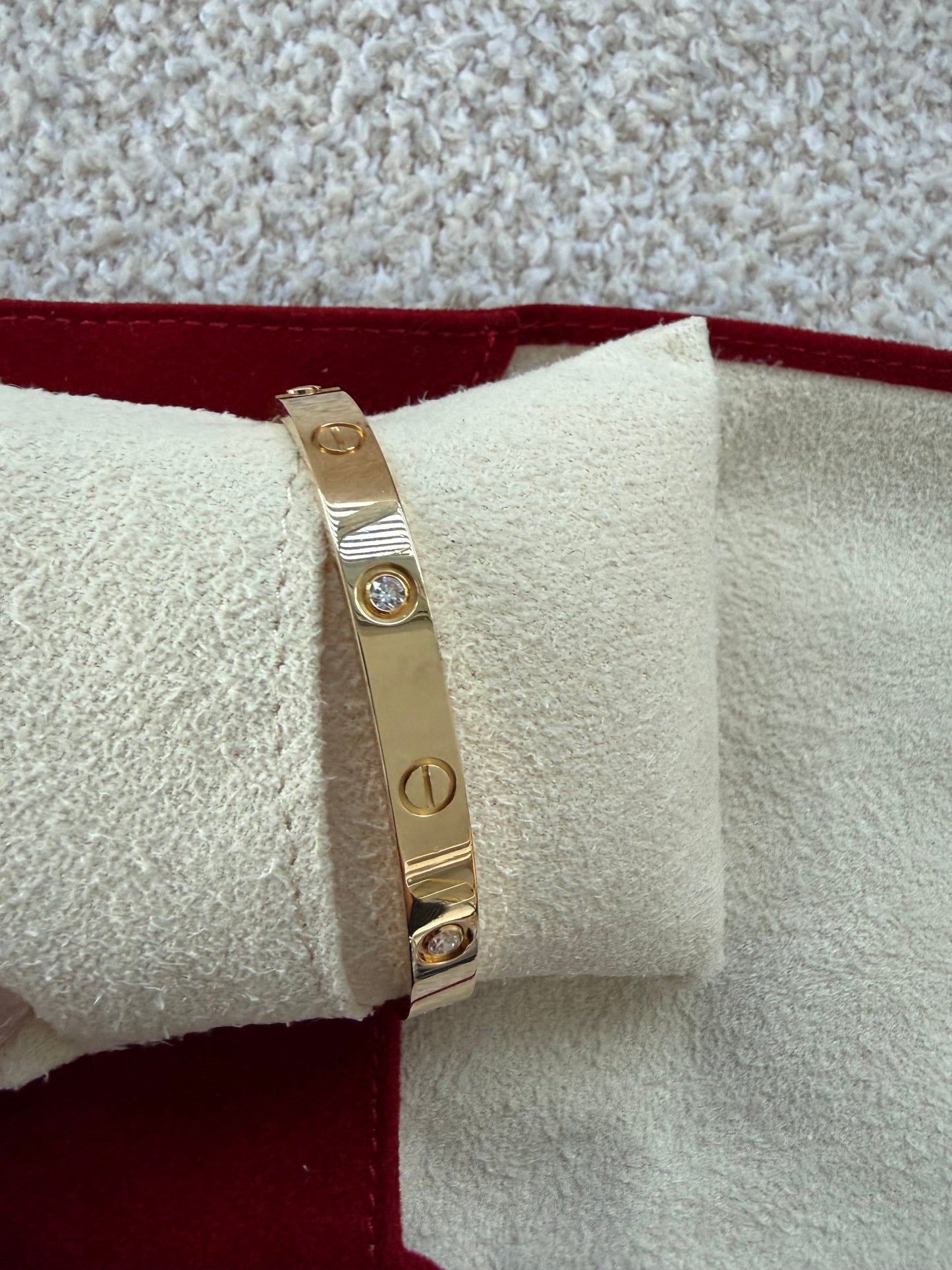 Cartier love bracelet yellow gold with 4 diamonds size 17