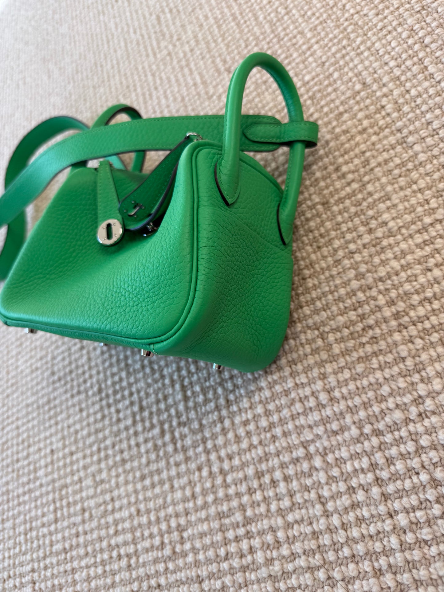 Hermès Mini Lindy clemence bag