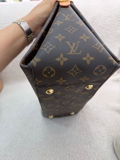 Louis Vuitton Monogram Softflot MM