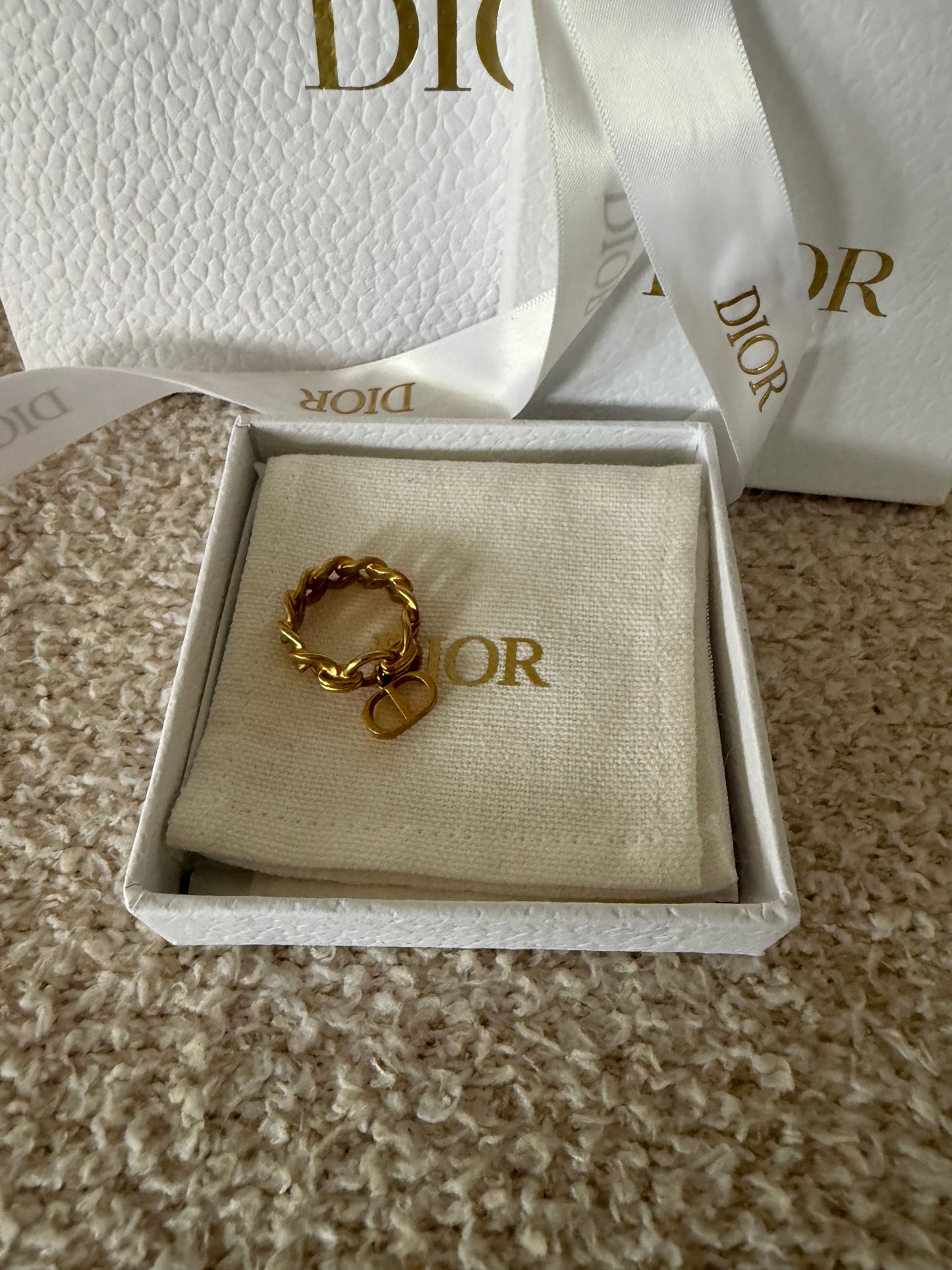 Dior Danseuse Etoile ring features gold-finish metal links