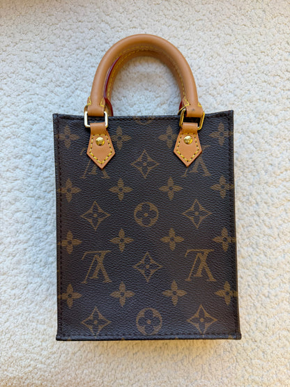 Louis Vuitton Petit Sac Plat