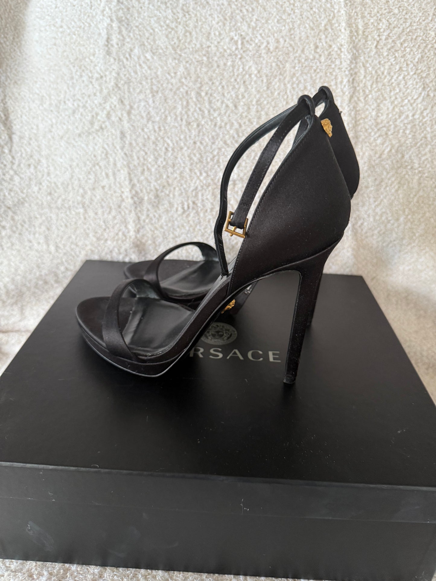Versace heels sandals size 39