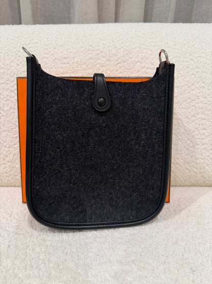 Hermes’ Evelyn 16 in Graphite/ Noir