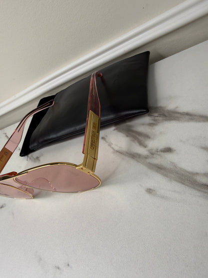 DiorSignature S5U sunglasses featuring gold frames and pink lenses
