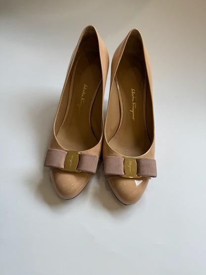 Ferragamo heels size 6.5
