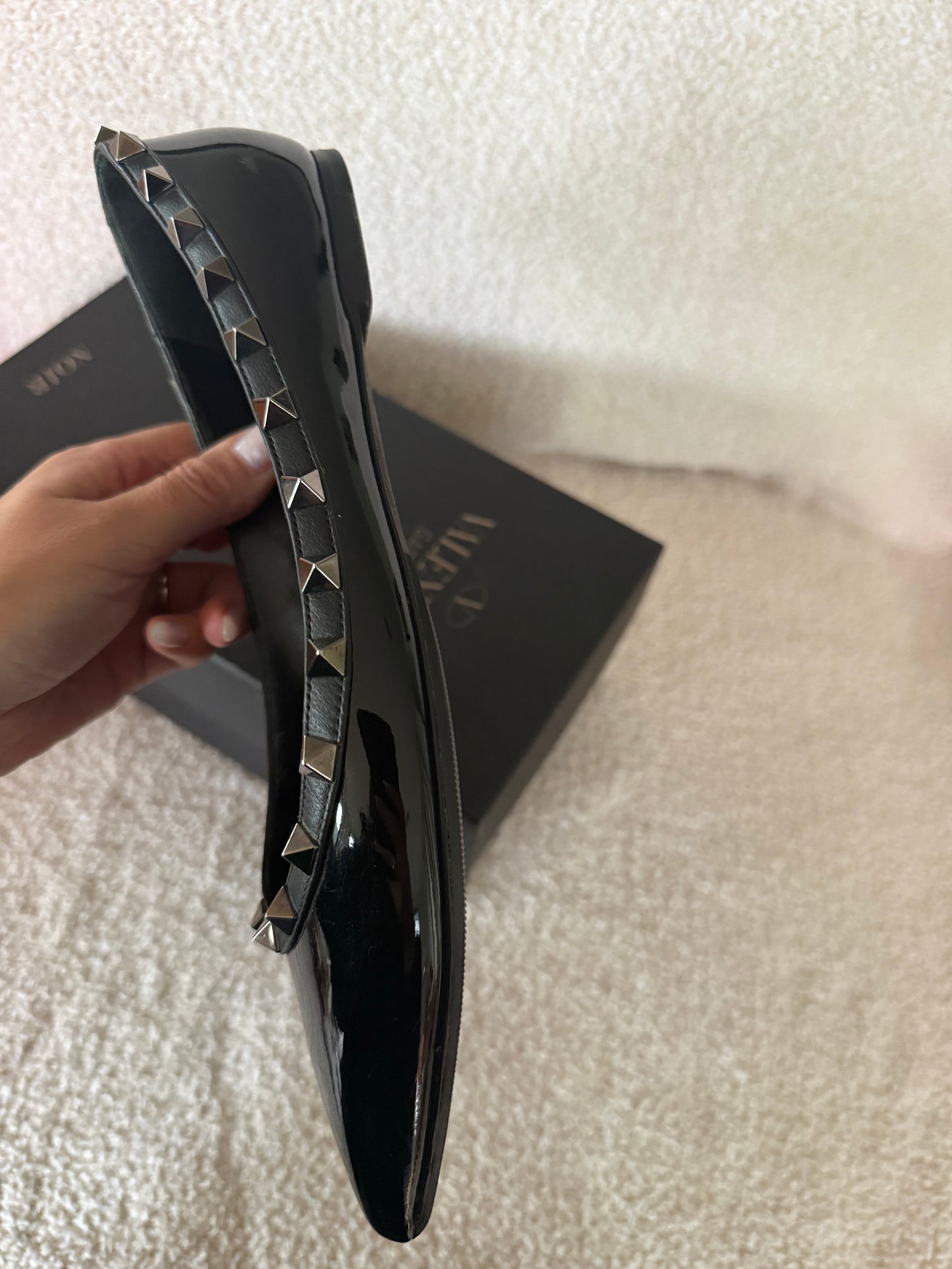 Valentino Garavani Rockstud patent leather ballet flats size 38