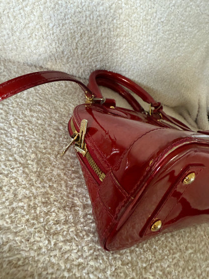 Louis Vuitton Alma BB handbag