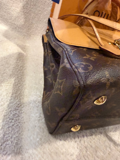 Louis Vuitton Monogram Canvas Venus Bag