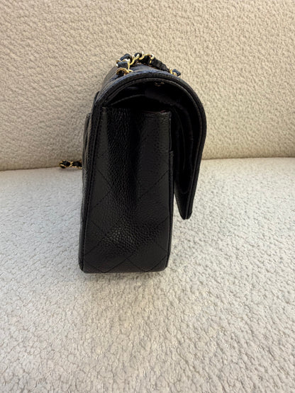 Chanel Classic Medium Flap