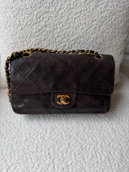 Vintage classic double flap , Size Small