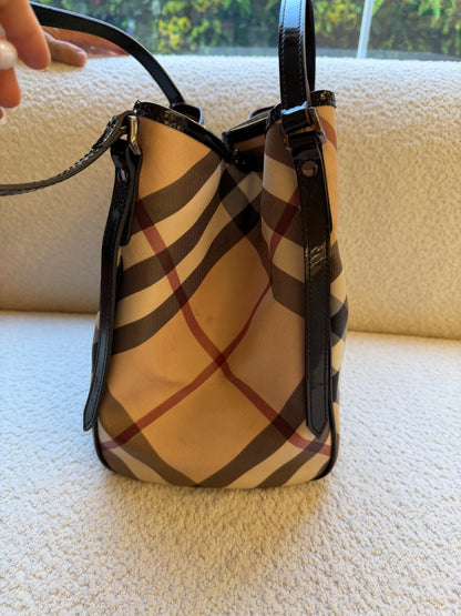 Burberry shopping Tote