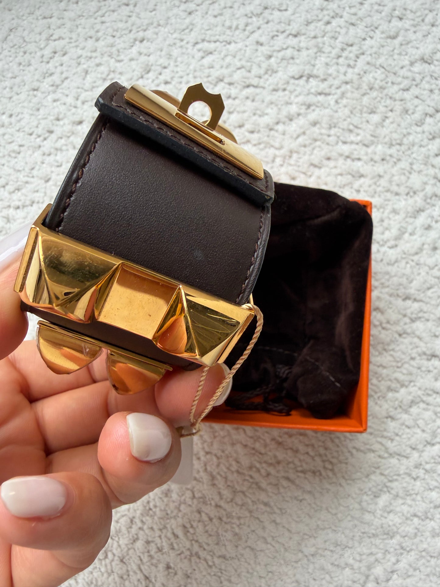 Hermes’ CDC Bracelet, comes with pouch, box and authentication