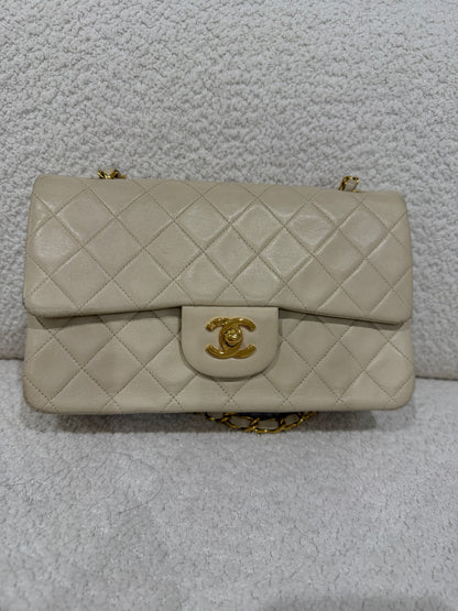 Chanel Vintage classic double flap