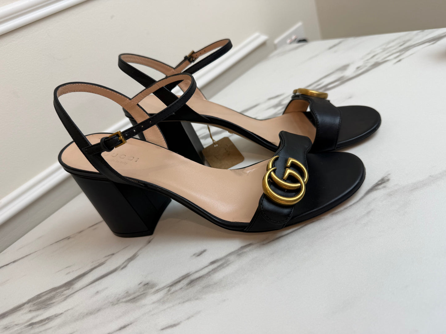 Gucci black leather GG Marmont sandals with block heels size 39