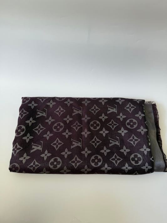 Louis Vuitton scarf