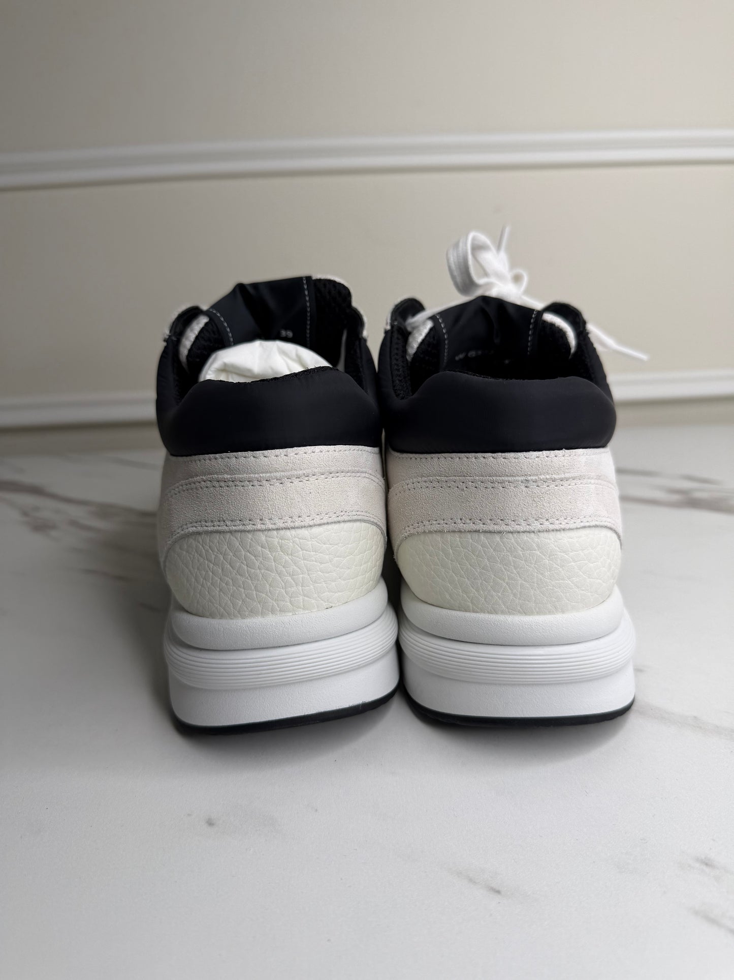 Chanel Sneakers Size 39
