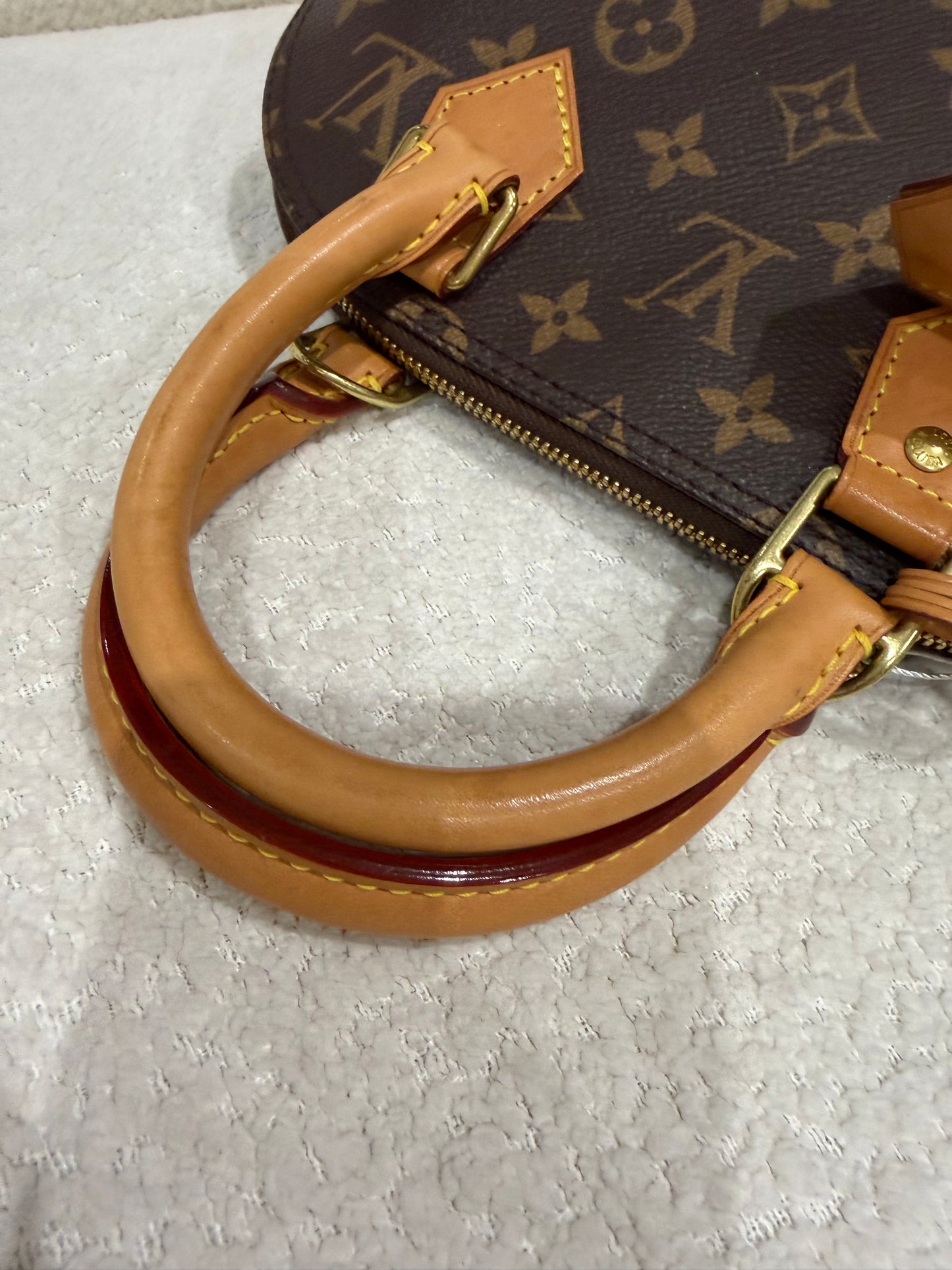 Louis Vuitton Alma BB in Monogram
