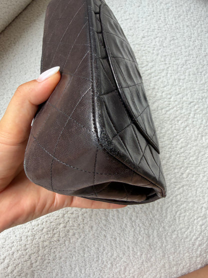 Vintage classic double flap , Size Small