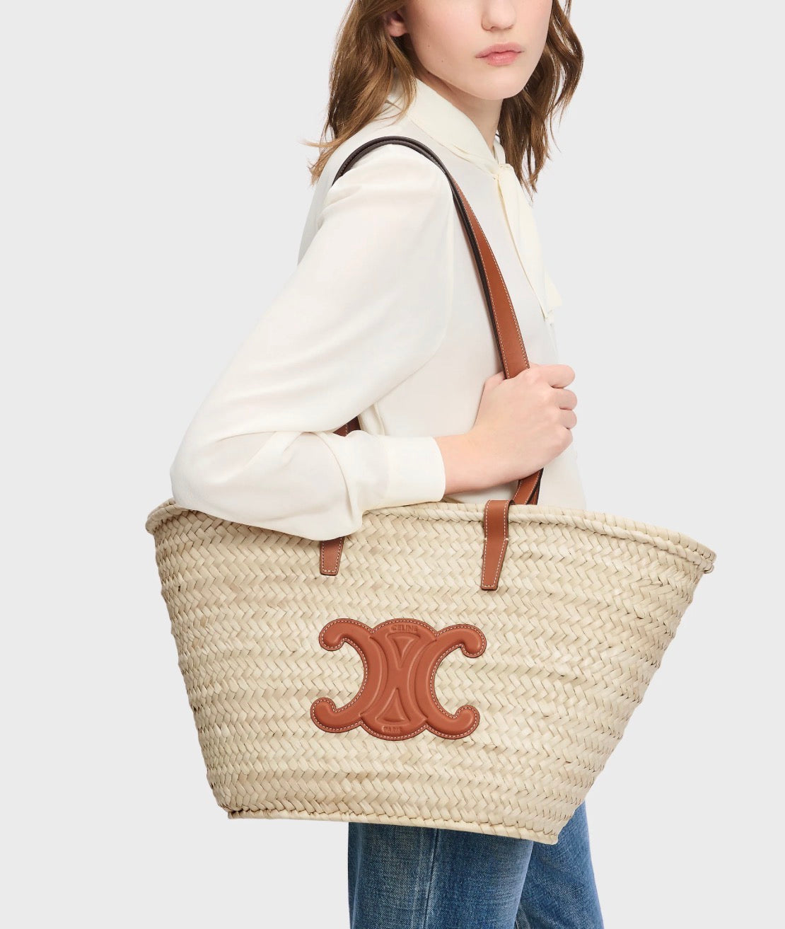 Celine Medium Triomphe Classic Panier tote bag