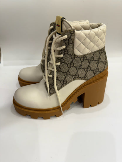 Gucci boots size 38