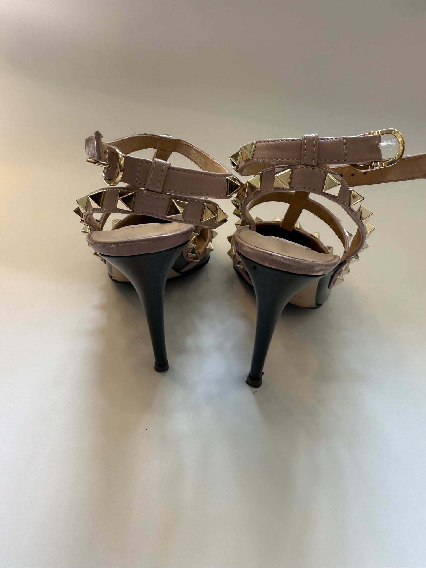 Valentino heels size 39