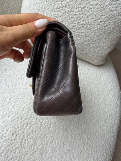 Vintage classic double flap , Size Small