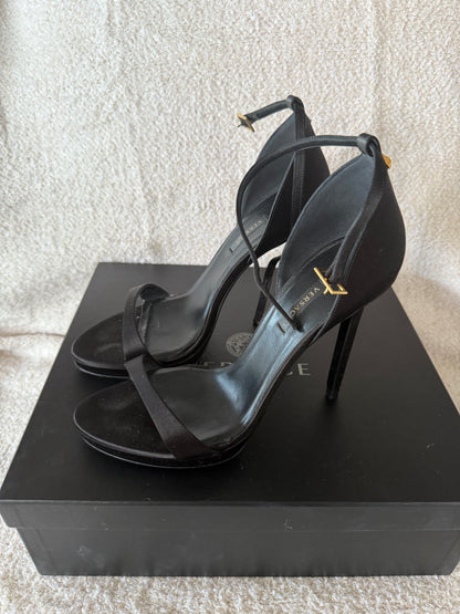 Versace heels sandals size 39