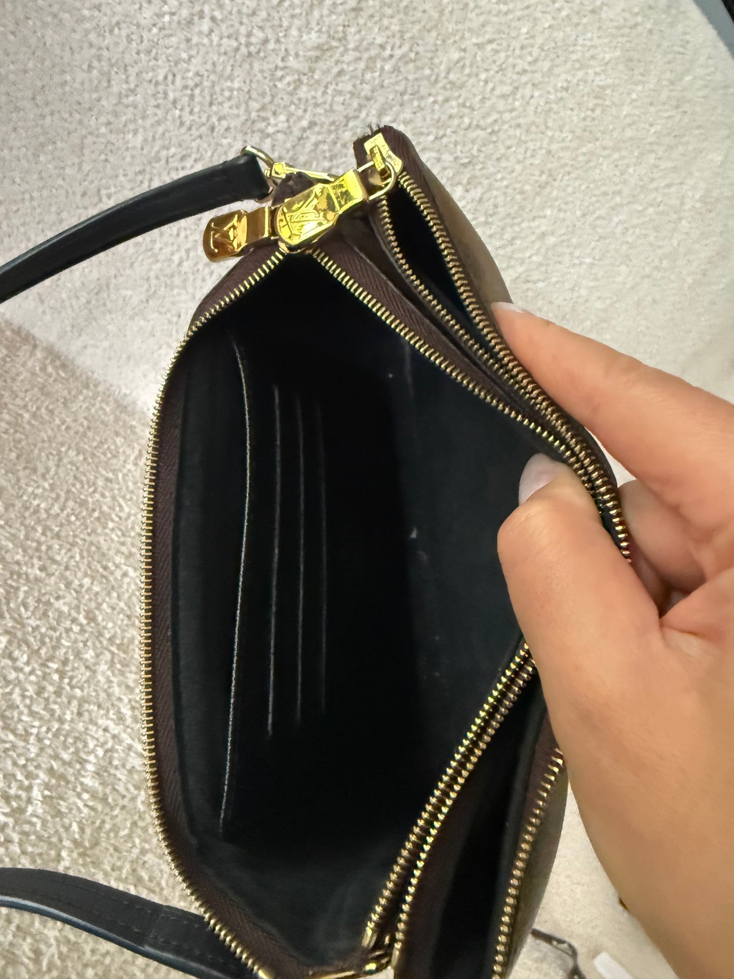 Louis Vuitton Double Zip Pochette bag