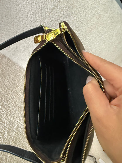 Louis Vuitton Double Zip Pochette bag