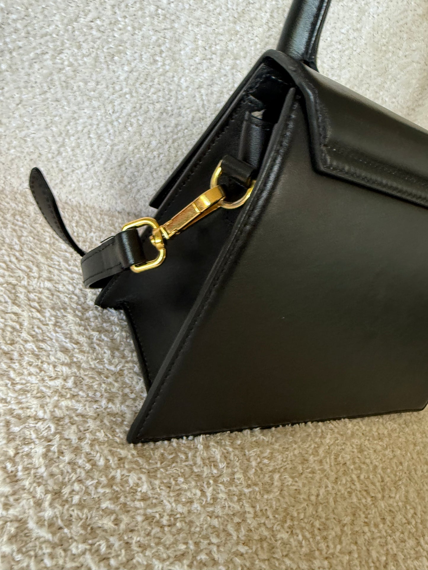 Jacquemus Le Grand Chiquito leather bag in blac